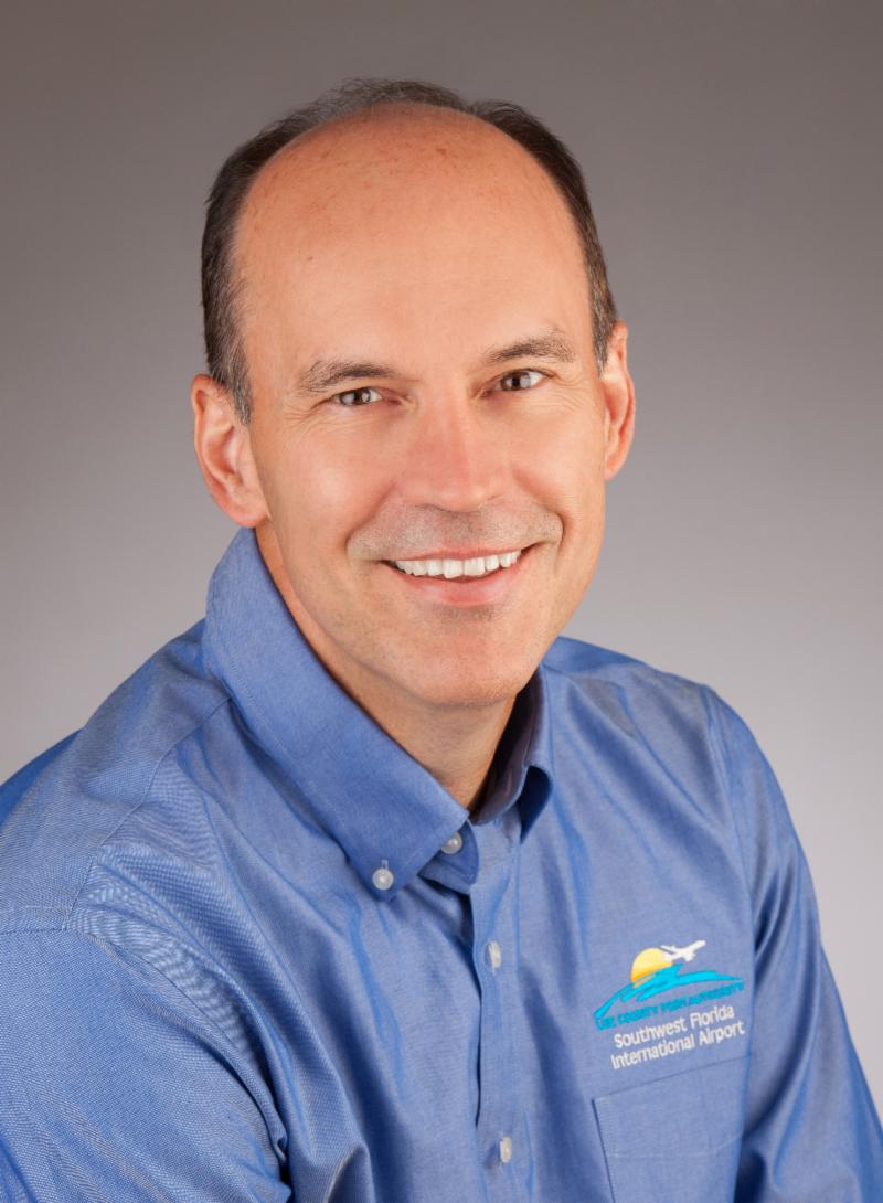 Lee CountyYour Company�s Business Culture at the Crowne