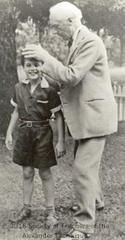 FM Alexander teaching a child. Photograph of F. M. Alexander © 2016, The Society of Teachers of the Alexander Technique, London