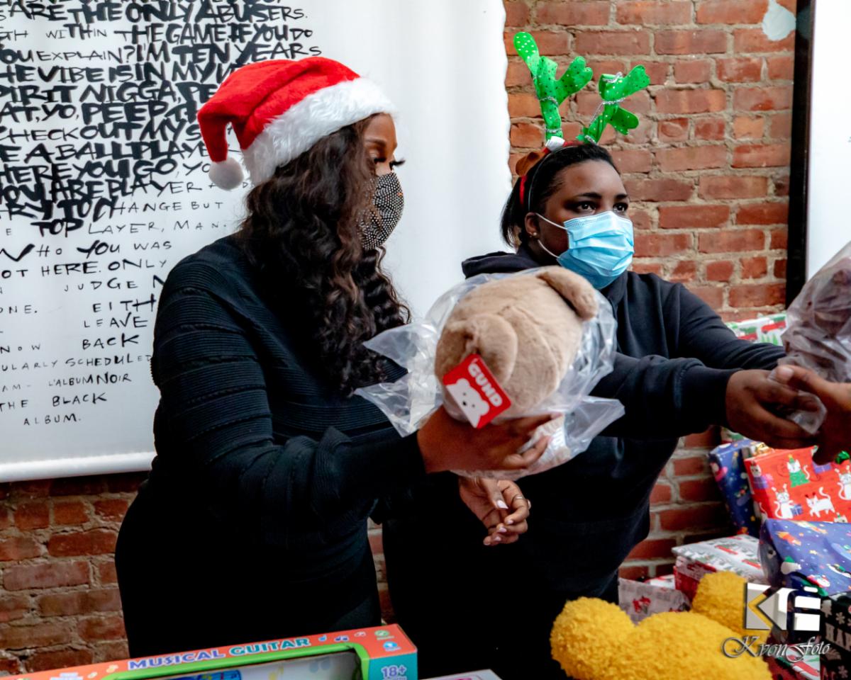 Papoose_s Toy Event5.jpg