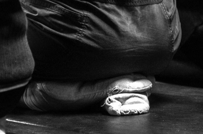 Carrie Preston, Learning to Kneel