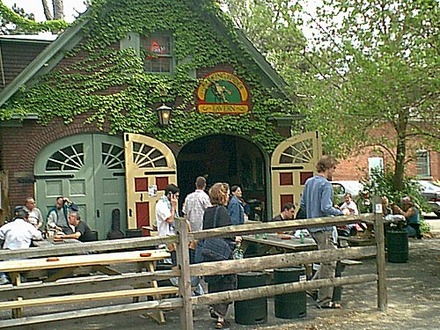 Barking Spider Tavern Celebrates its 29th Anniversary