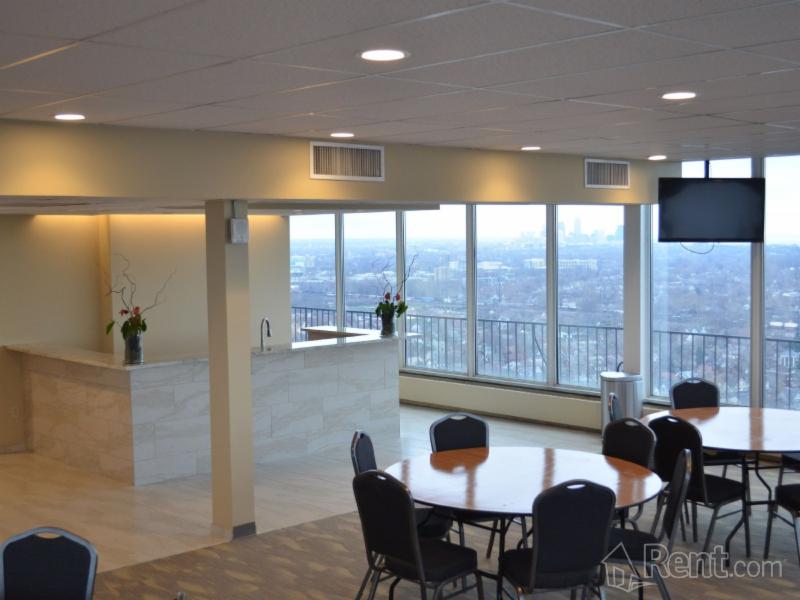 January Open House & Leasing Specials