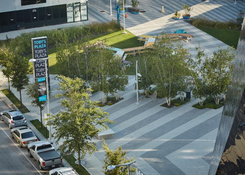 Uptown - The Beat UPTOWN