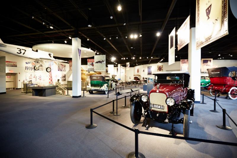 History on Tap � Toast the Ghosts