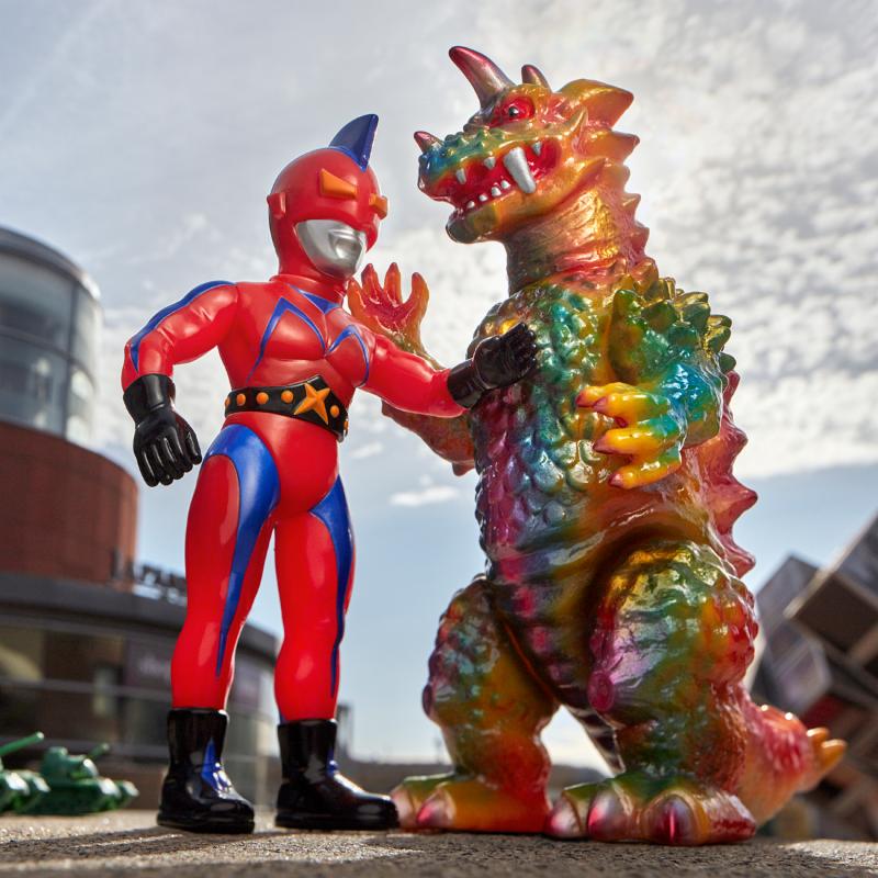 Kaiju vs Heroes